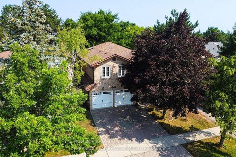 Photo 1 at 646 York Hill Boulevard, Yorkhill, Vaughan