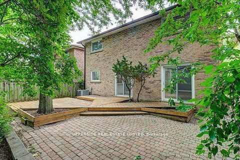 Photo 30 at 646 York Hill Boulevard, Yorkhill, Vaughan