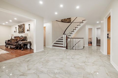 Photo 4 at 898 Stonehaven Avenue, Wyndham, Newmarket