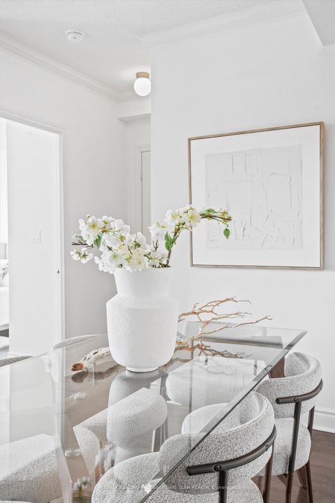 Photo 8 at 618 - 11 William Carson Crescent, Windfields, Toronto