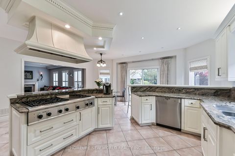 Photo 10 at 46 El Dorado Street, Westbrook, Richmond Hill