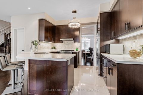 Photo 12 at 27 Bloorview Place, Don Valley Village, Toronto