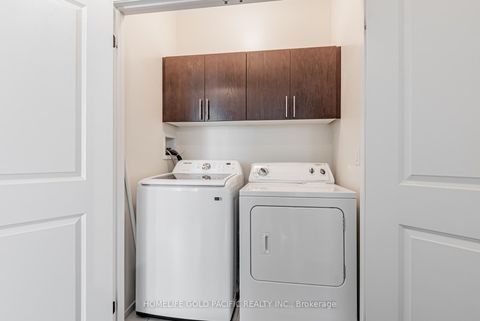 Photo 27 at 27 Bloorview Place, Don Valley Village, Toronto