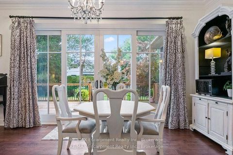 Photo 6 at 2073 Deramore Drive, FD Ford, Oakville