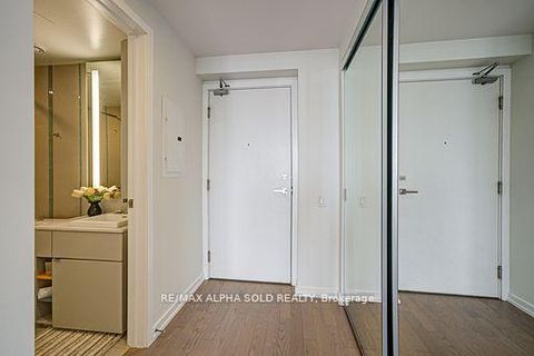 Photo 3 at 3710 - 101 Peter Street, Waterfront Communities C1, Toronto