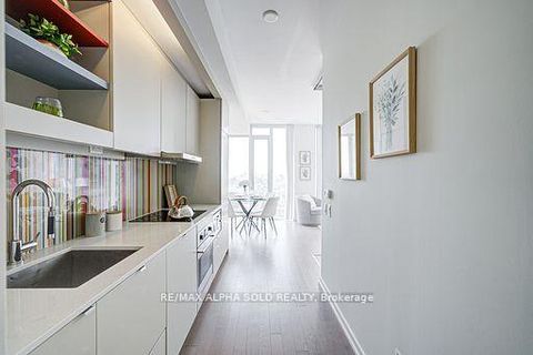 Photo 11 at 3710 - 101 Peter Street, Waterfront Communities C1, Toronto