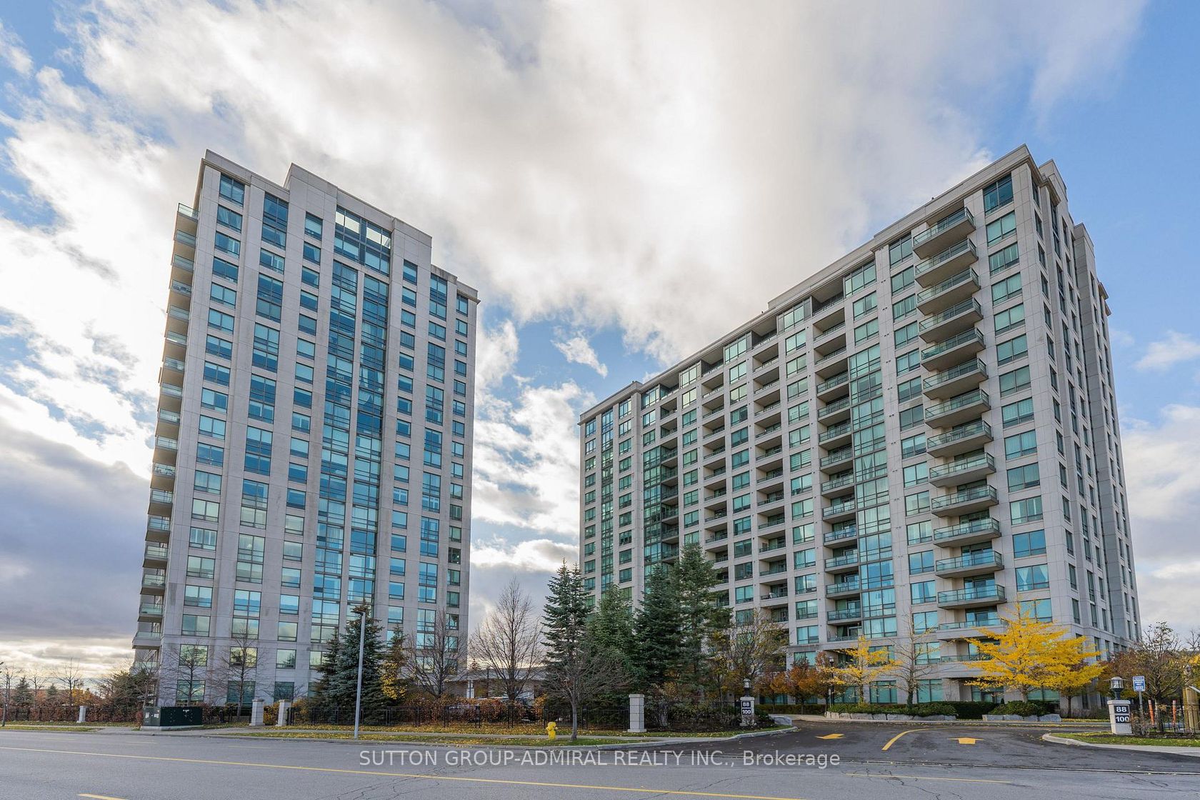 206 - 100 Promenade Circle, Brownridge, Vaughan 
