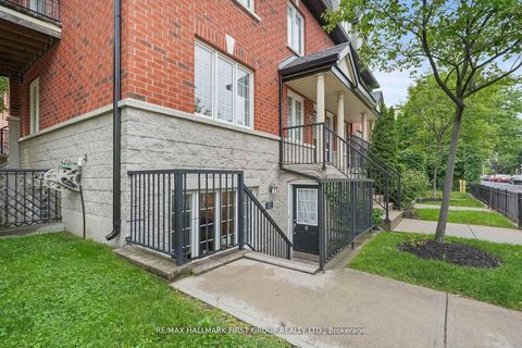 Photo 3 at 102 - 262 St. Helens Avenue, Dufferin Grove, Toronto