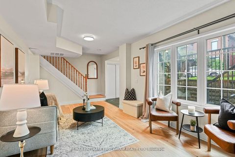 Photo 10 at 102 - 262 St. Helens Avenue, Dufferin Grove, Toronto