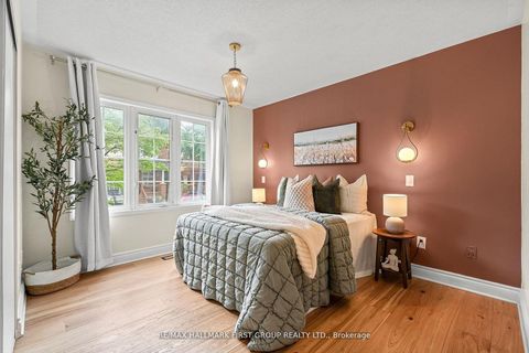Photo 19 at 102 - 262 St. Helens Avenue, Dufferin Grove, Toronto
