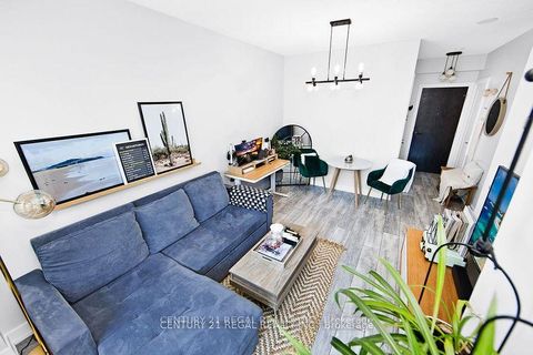 Photo 4 at 406 - 120 Homewood Avenue, North St. James Town, Toronto