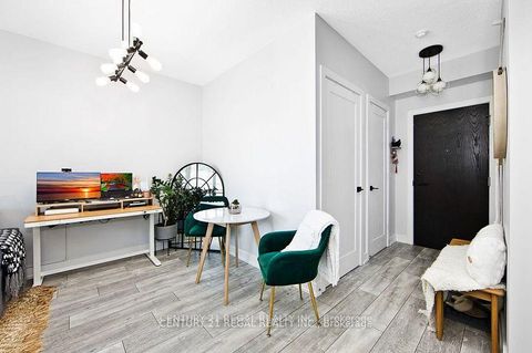 Photo 7 at 406 - 120 Homewood Avenue, North St. James Town, Toronto