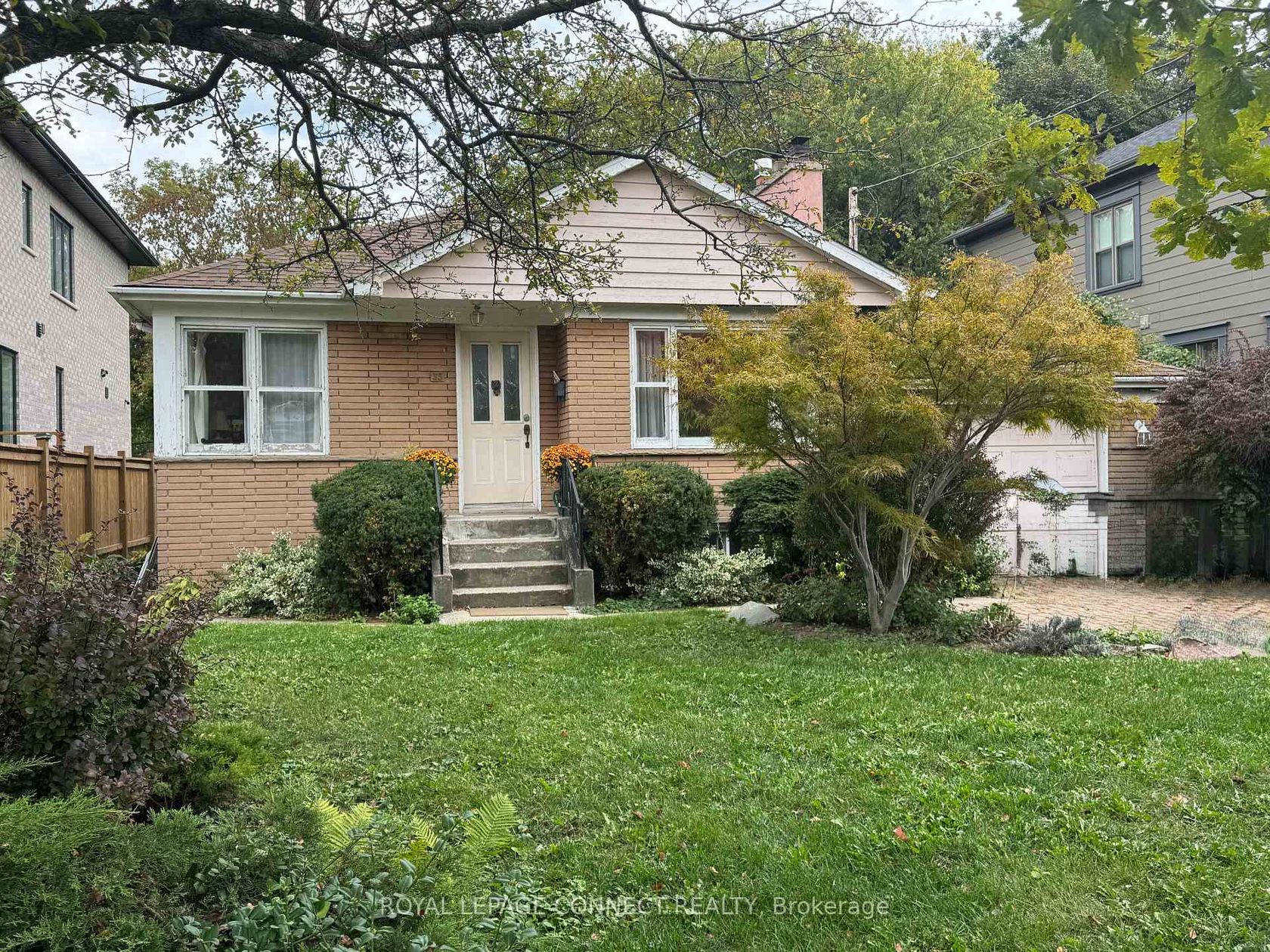 35 Muir Drive, Scarborough Village, Toronto 