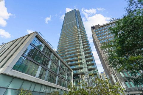 Photo 2 at 2902 - 33 LOMBARD Street, Yonge Corridor, Toronto