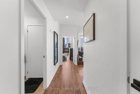 Photo 6 at 2902 - 33 LOMBARD Street, Yonge Corridor, Toronto