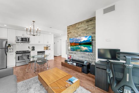 Photo 7 at 2902 - 33 LOMBARD Street, Yonge Corridor, Toronto