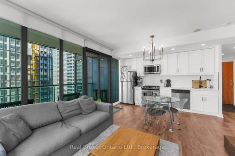 Photo 9 at 2902 - 33 LOMBARD Street, Yonge Corridor, Toronto