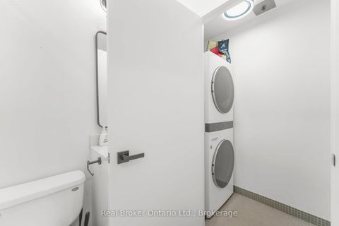 Photo 16 at 2902 - 33 LOMBARD Street, Yonge Corridor, Toronto