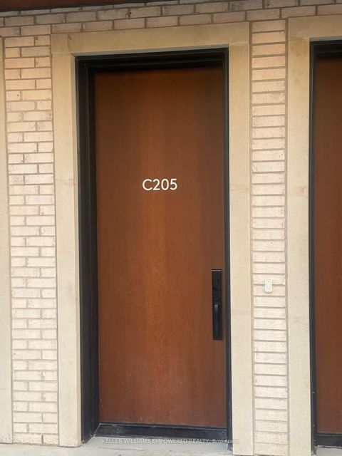 Photo 2 at C205 - 6 Red Squirrel Lane, Rural Richmond Hill, Richmond Hill