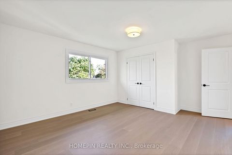 Photo 16 at 54 Elmartin Drive, Steeles, Toronto