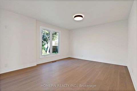 Photo 23 at 54 Elmartin Drive, Steeles, Toronto