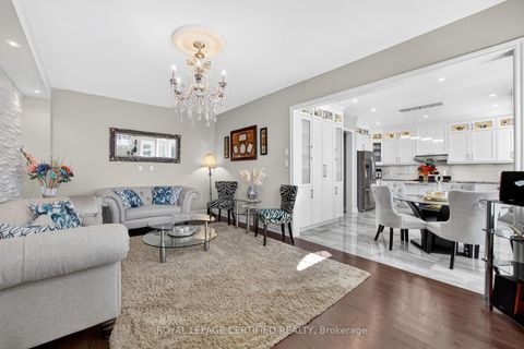 Photo 17 at 1468 Liverpool Street, WT West Oak Trails, Oakville