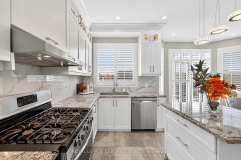 Photo 24 at 1468 Liverpool Street, WT West Oak Trails, Oakville