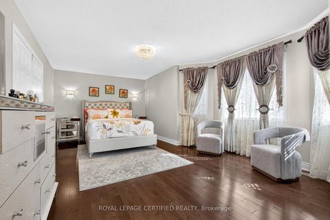 Photo 31 at 1468 Liverpool Street, WT West Oak Trails, Oakville