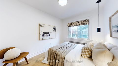 Photo 21 at 280 Fairlawn Avenue, Lawrence Park North, Toronto