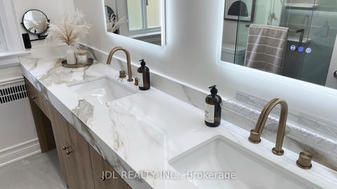 Photo 24 at 280 Fairlawn Avenue, Lawrence Park North, Toronto