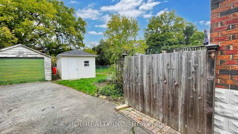 Photo 30 at 280 Fairlawn Avenue, Lawrence Park North, Toronto