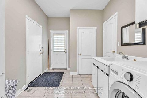 Photo 19 at 15 Treegrove Circle, Hills of St Andrew, Aurora