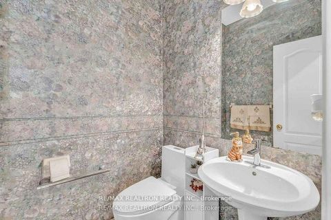 Photo 20 at 15 Treegrove Circle, Hills of St Andrew, Aurora