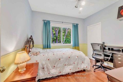 Photo 25 at 15 Treegrove Circle, Hills of St Andrew, Aurora