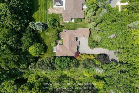 Photo 46 at 15 Treegrove Circle, Hills of St Andrew, Aurora