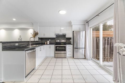 Photo 9 at 2159 Baronwood Drive, WM Westmount, Oakville