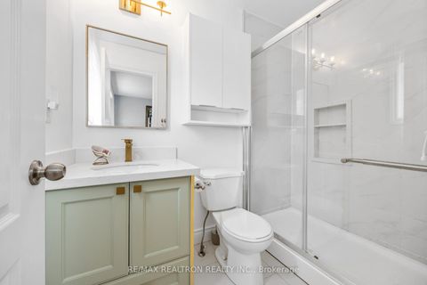 Photo 14 at 21 Hacienda Drive, Oak Ridges Lake Wilcox, Richmond Hill Photo 14 at 21 Hacienda Drive, Oak Ridges Lake Wilcox, Richmond Hill