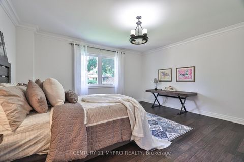 Photo 34 at 1508 Oakhill Drive, MO Morrison, Oakville