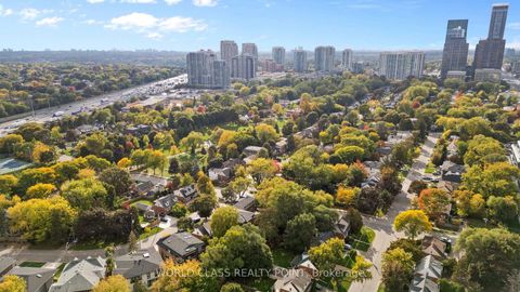 Photo 3 at 118 Anndale Drive, Willowdale East, Toronto