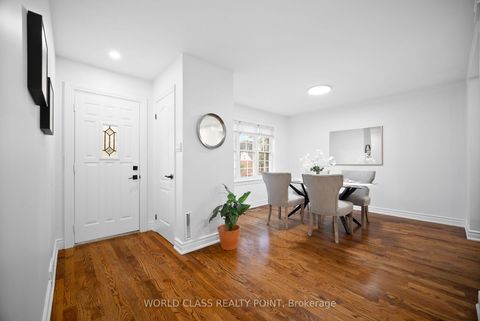 Photo 5 at 118 Anndale Drive, Willowdale East, Toronto