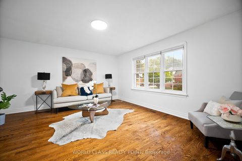 Photo 12 at 118 Anndale Drive, Willowdale East, Toronto