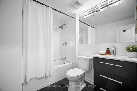 Photo 24 at 118 Anndale Drive, Willowdale East, Toronto
