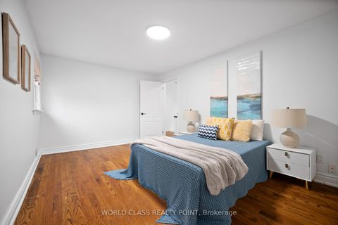 Photo 25 at 118 Anndale Drive, Willowdale East, Toronto