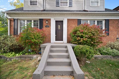 Photo 27 at 118 Anndale Drive, Willowdale East, Toronto