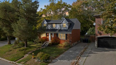 Photo 32 at 118 Anndale Drive, Willowdale East, Toronto