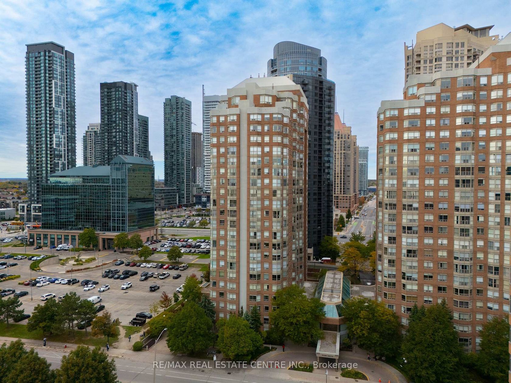 702 - 335 Webb Drive, City Centre, Mississauga 