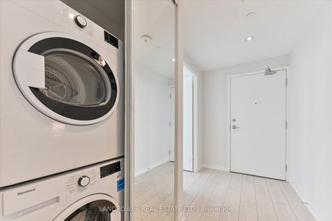 Photo 21 at 1602 - 5 Buttermill Avenue, Vaughan Corporate Centre, Vaughan