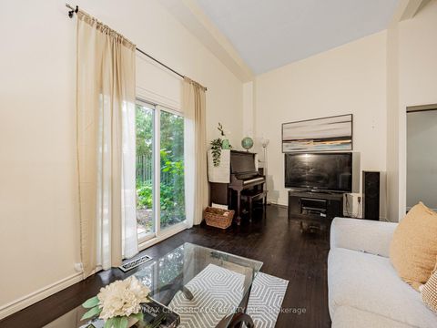 Photo 5 at 58 - 120 Beverly Glen Boulevard, L'Amoreaux, Toronto