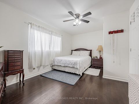 Photo 17 at 58 - 120 Beverly Glen Boulevard, L'Amoreaux, Toronto