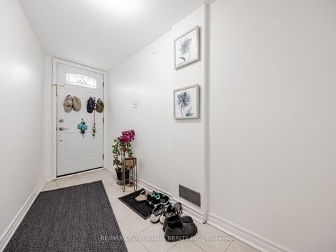 Photo 23 at 58 - 120 Beverly Glen Boulevard, L'Amoreaux, Toronto